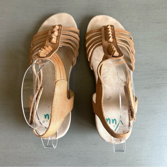 Yuu Handey Strappy Wedge Gladiator Tan Neutral Ankle Strap Sandals 7 Wide Boho - Picture 8 of 16